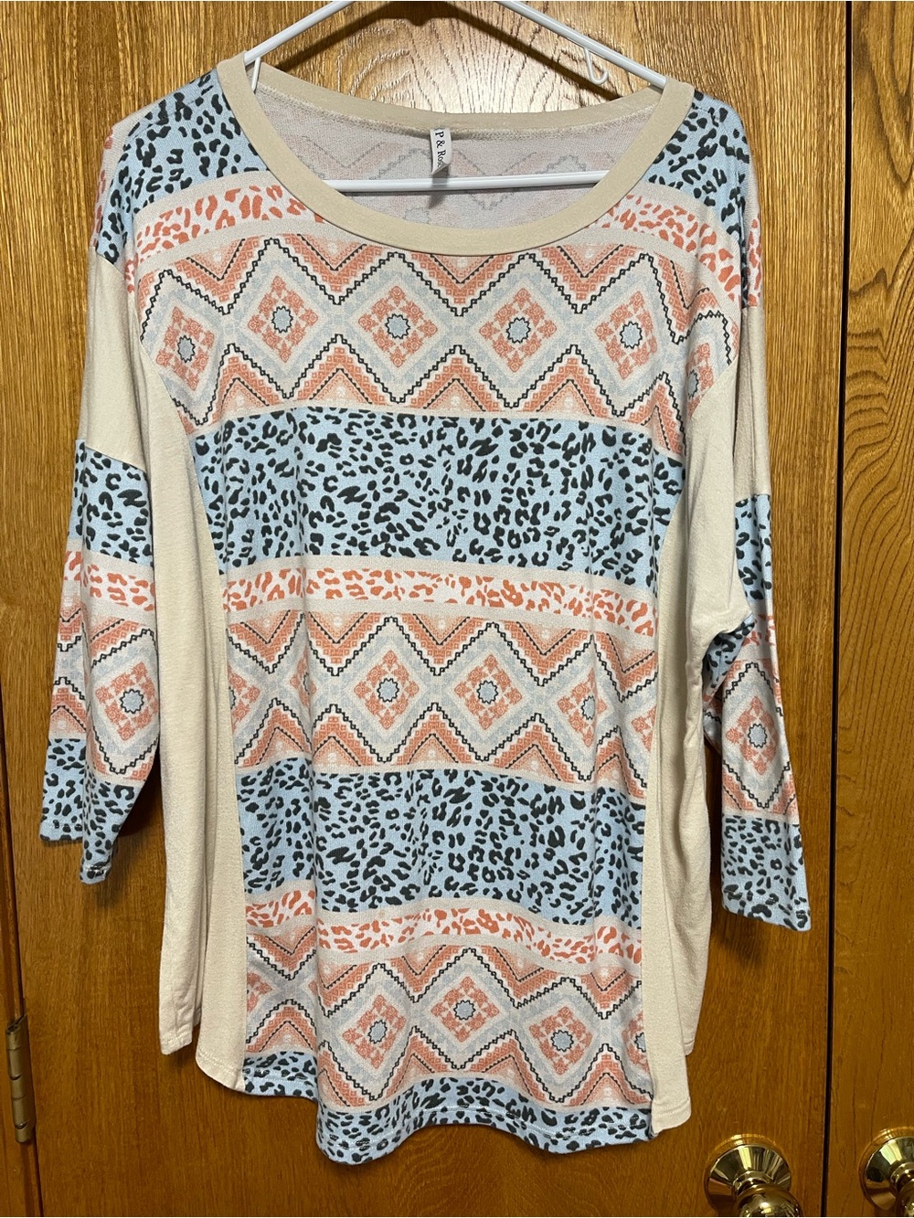 Relaxed Scoop-Neck Long Sleeve Top in Cream, Blue & Peach